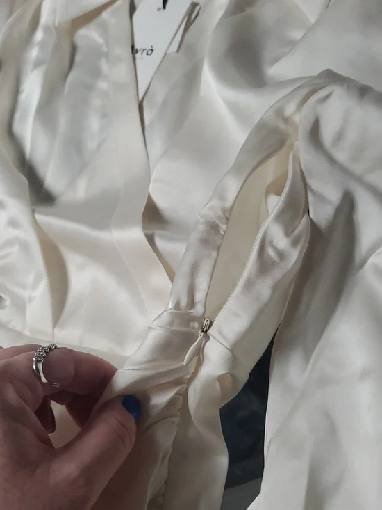 NWT Avra Agata Satin Faux Wrap Mini Dress Size XS Off White Feminine Wedding - Picture 11 of 16